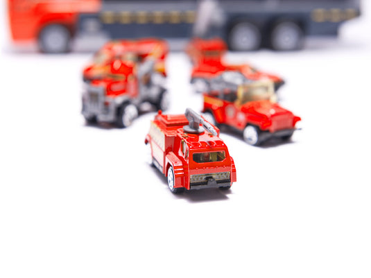 Set de Masinute, Tir Truck, Camion cu 6 Masini de Pompieri, 36 cm Lungime, cu Panou Transparent, Iesire Speciala pentru Masini, Aspect Realist, Red