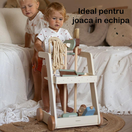 Set de Joaca si Curatenie, Interactiv si Educativ din lemn natural si Jucarie de Rol pentru Copii, MINI CLEANING KIT, 10 Piese, Mop, Faras, Perie, Matura, si Accesorii de Curatat, Suport inclus, Woody