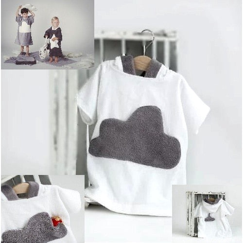 Halat de Baie Poncho cu Gluga pentru Copii - SweetCloud - Model Alb cu Nor Gri, Handmade, 100% Bumbac, Confortabil si Moale, Perfect pentru Pielea Sensibila a Copiilor, Indiggo@, 1- 4 ani
