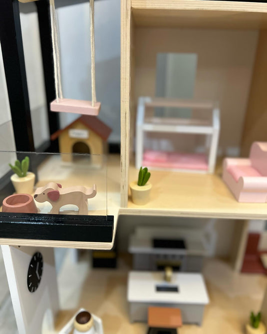 Casuta de Papusi din Lemn MDF BabyBoutique Indiggo® cu Terasa Mare, Gradina si Gratar, 49 de Accesorii, 3 Etaje, Doua Dormitoare, Living, Mansarda, Bucatarie, 4 Figurine, Catelus, Functii Multiple / Piese Mobile, Design Modern, 79 CM Inaltime, White/Black