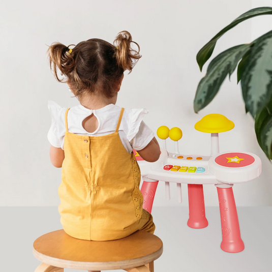 Masuta Muzicala Multifunctionala 2in1 SuperStar Indiggo® cu Pian si Tobe, Doua Bete Incluse, 5 Clape, Lumini LED, Volum Reglabil, 3 Butoane Functionale, Educativ si Interactiv, Vibrant Pink