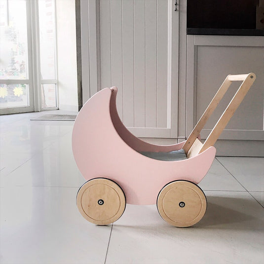 Antemergator Educational si Interactiv 2 in 1 Doll Walker Pink Indiggo®, din Lemn Natural, stil Retro, Carucior pentru papusi, Roti Antiderapante, Woody Pink