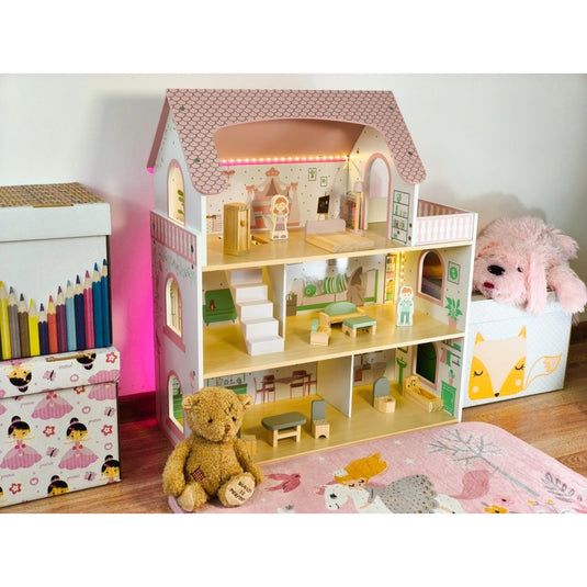 Casuta de Papusi din Lemn - SweetDollHouse - cu Iluminare LED, 3 Niveluri, 5 Camere si Terasa Decorate Frumos, 12 Accesorii Incluse, Inaltime 70.5 Cm, Perfecta pentru Cadou, Sweet Pink