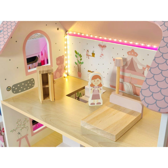 Casuta de Papusi din Lemn - SweetDollHouse - cu Iluminare LED, 3 Niveluri, 5 Camere si Terasa Decorate Frumos, 12 Accesorii Incluse, Inaltime 70.5 Cm, Perfecta pentru Cadou, Sweet Pink