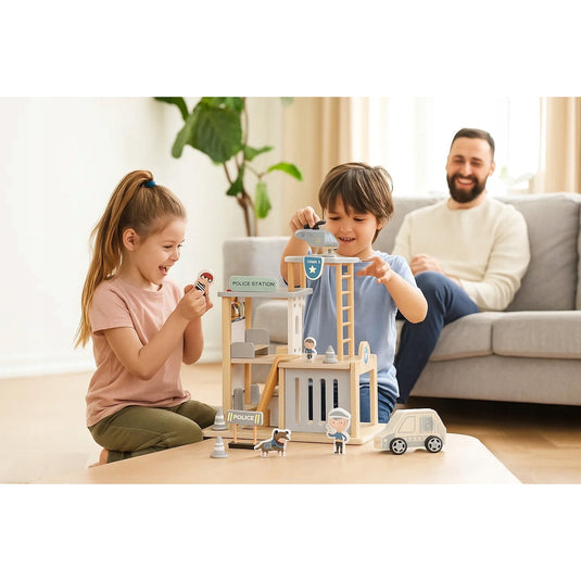Statie de Politie din Lemn Police Station Indiggo@, Set Complet de Joaca cu Masina de Politie, Elicopter, Figurine si Mobilier, Jucarie Educativa din Lemn, 30 x 22 x 36 cm, 3+ Ani, Grey