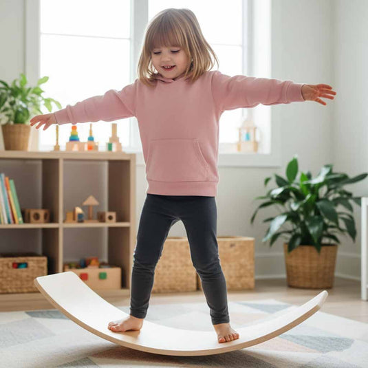 Placa de Echilibru Multifunctional Montessori FlowBoard™ Semicerc din Lemn de Tei, Suport 200 Kg, Joaca si Activitate Fizica, Dezvolta Motricitatea, Coordonarea si Echilibrul, Finisaj Natural cu Ulei, Eco-Friendly, 3+ Ani, Sunny Smile