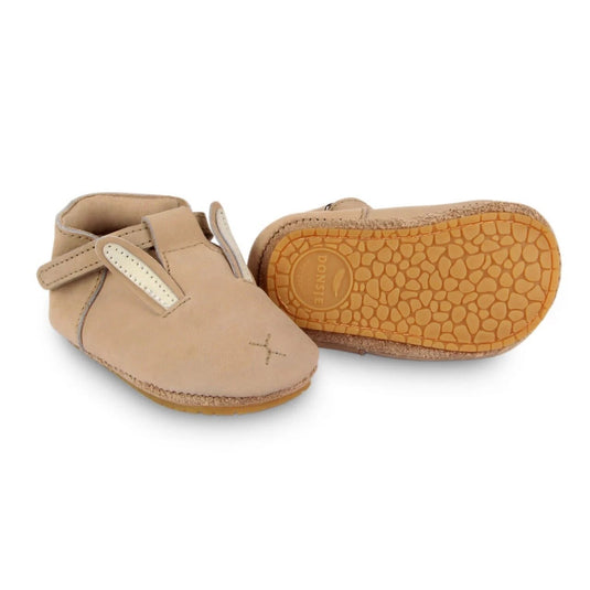 Pantofi Nanoe Velcro - DONSJE AMSTERDAM- Bunny Beige, handmade, 100% piele premium, talpa din cauciuc flexibil, prindere velcro, 18-24 luni